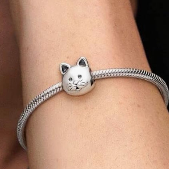 Kitty charm - Picture 3 of 3